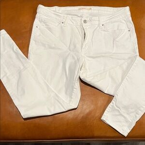 Levi's Women's White Skinny Jeans - Clean Slim Fit